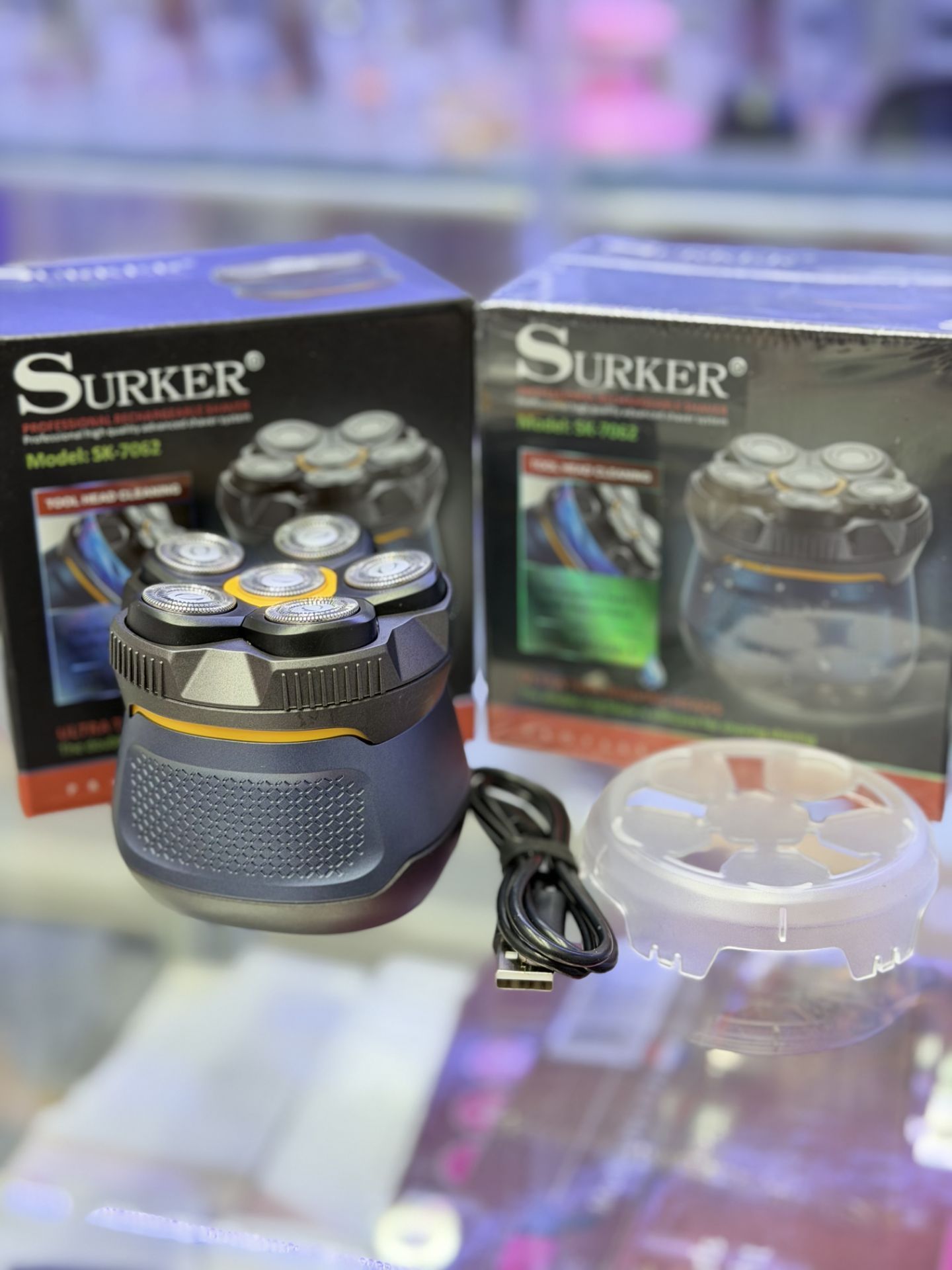 ریش تراش چرخشی Surker مدل SK-7062: اصلاح کامل و روان، ضد آب، مناسب صورت و بدن